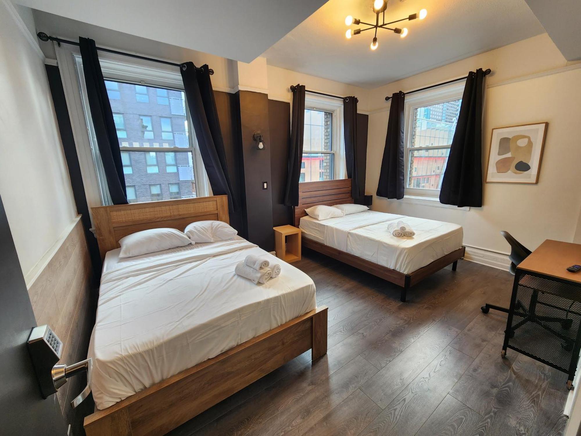 Le Sand & Stone Hotel Montreal Pokoj fotografie